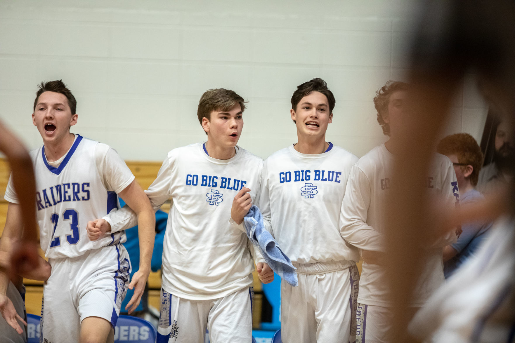 Stevens 52, Central 51